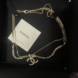 1️⃣5️⃣0️⃣0️⃣ brand new Authentic Chanel necklace. 14k gold